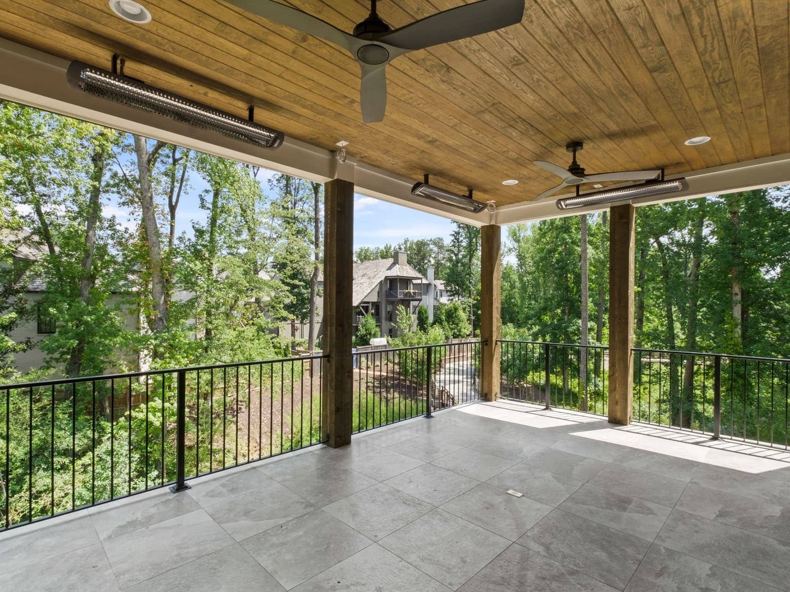 Alcovy Terrace - Image 6