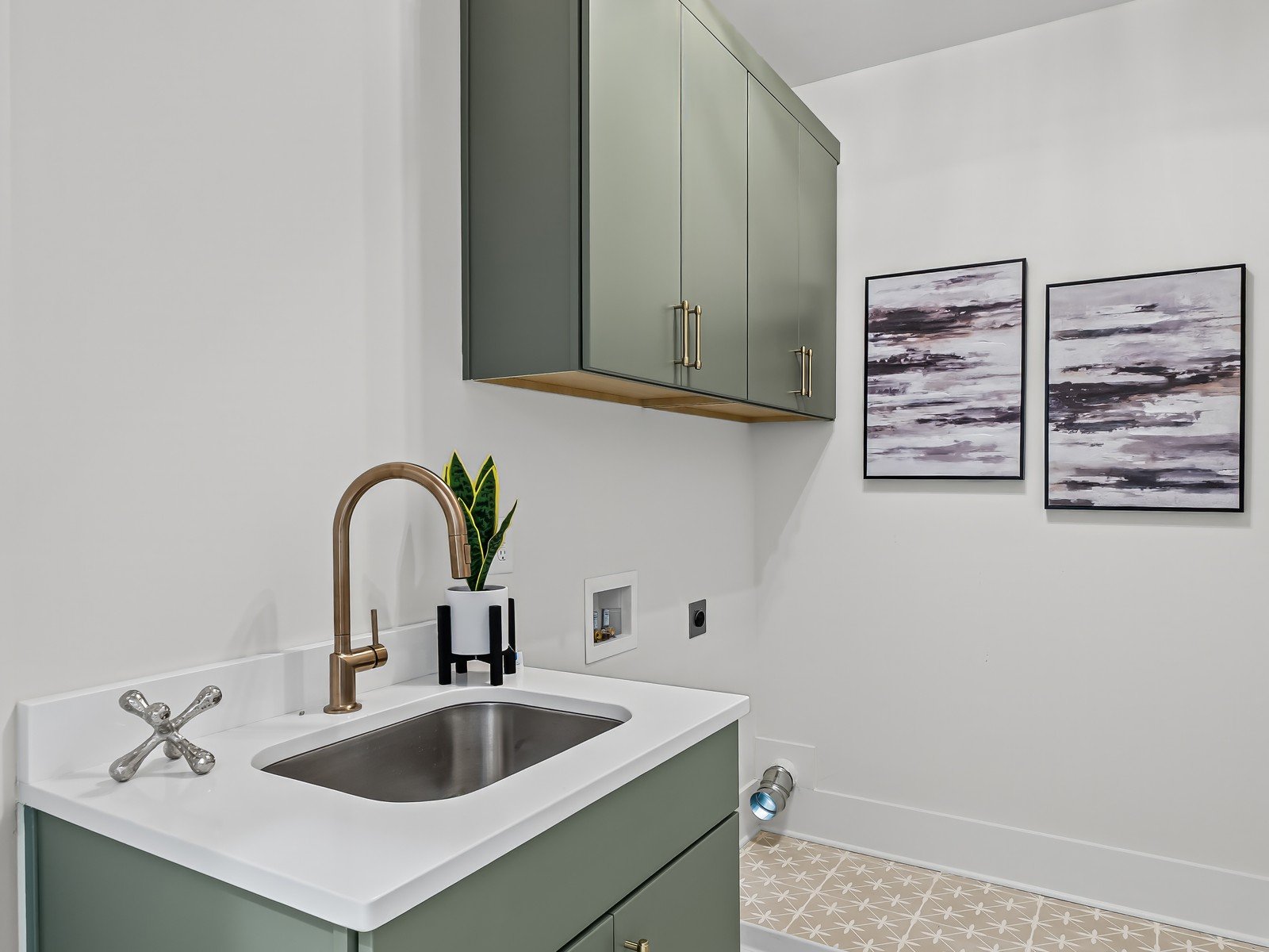 Alpharetta City Living - Image 16